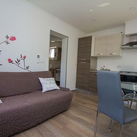 Apartment Krista Tinjan 外观 照片