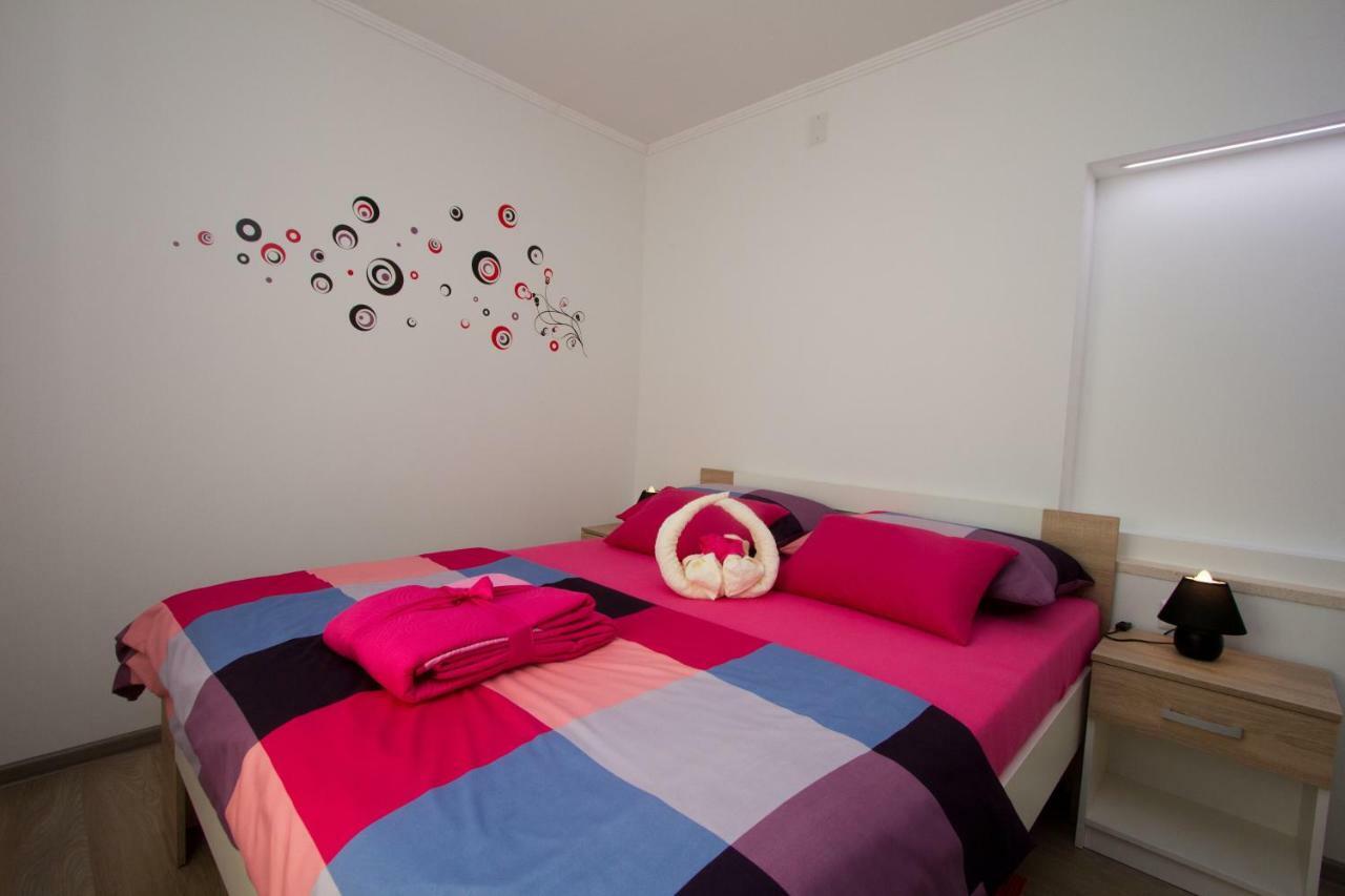 Apartment Krista Tinjan 外观 照片